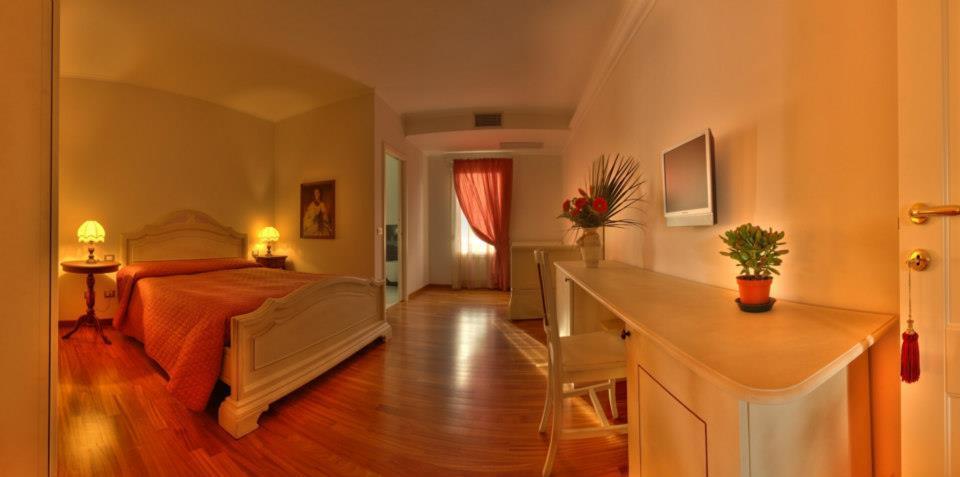 Borgo Delle Viole Bed & Breakfast Villanova d'Albenga Bagian luar foto